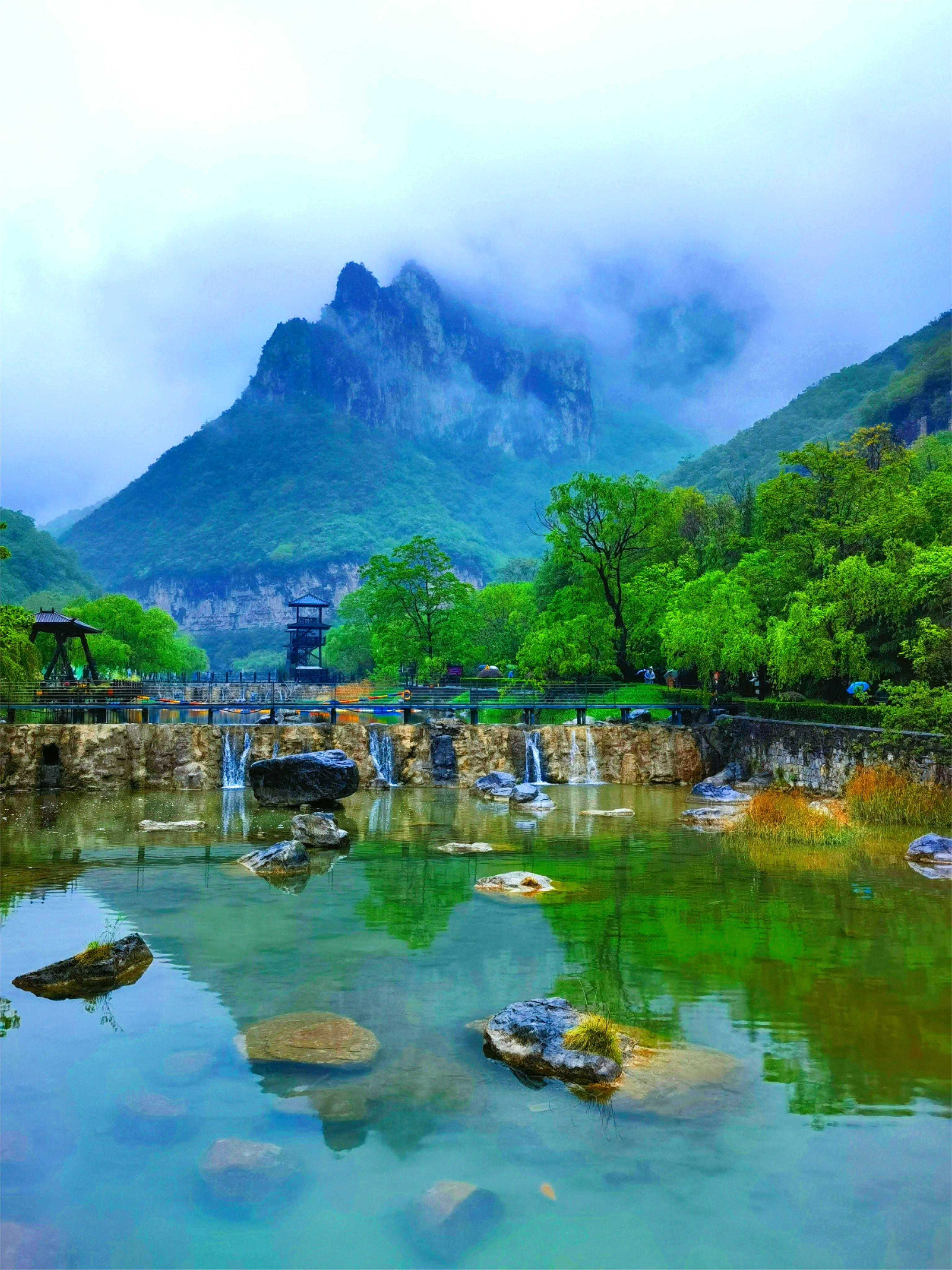 #阿山播天气# 7月16日 云台山 小雨转大雨 24/32°C雨后云台，云海翻涌
