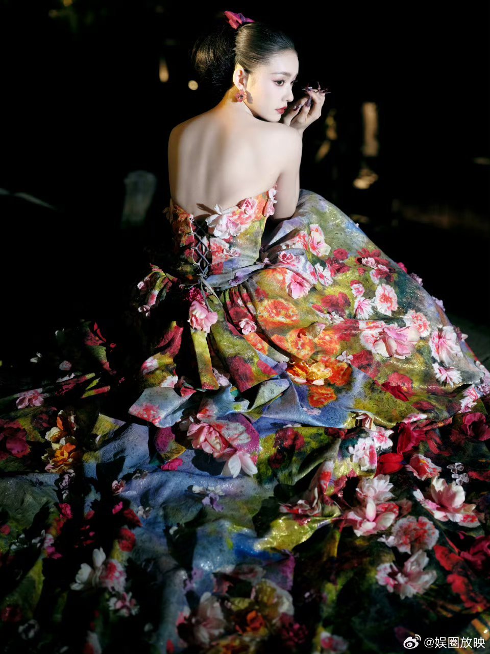 谁不想拥有林允同款闺蜜林允在《冬去春来》饰演沈冉冉也太靠谱了！有事第一时间护着庄