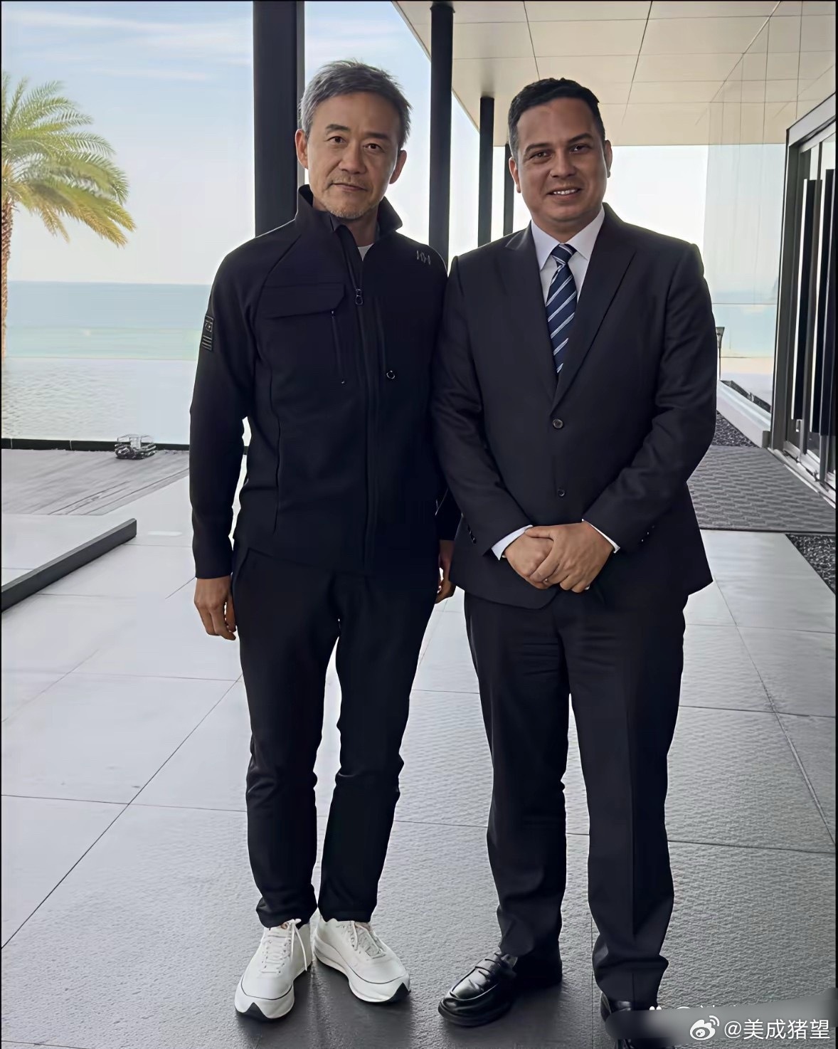 万科总裁王石的状态挺好的， 这看上去哪有75， 顶多就是57岁吧。 