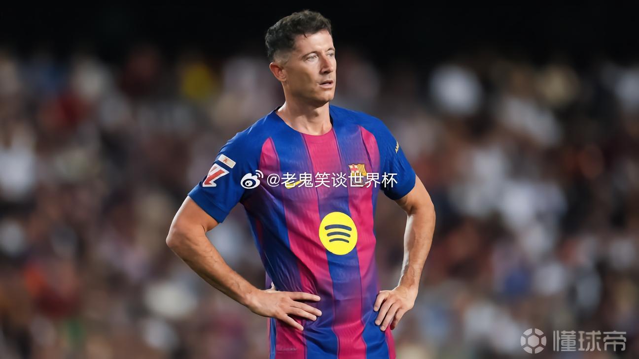 芝加哥火焰主帅：我们认为莱万的能力和梅西处在同一档莱万多夫斯基即将加盟芝加哥火焰