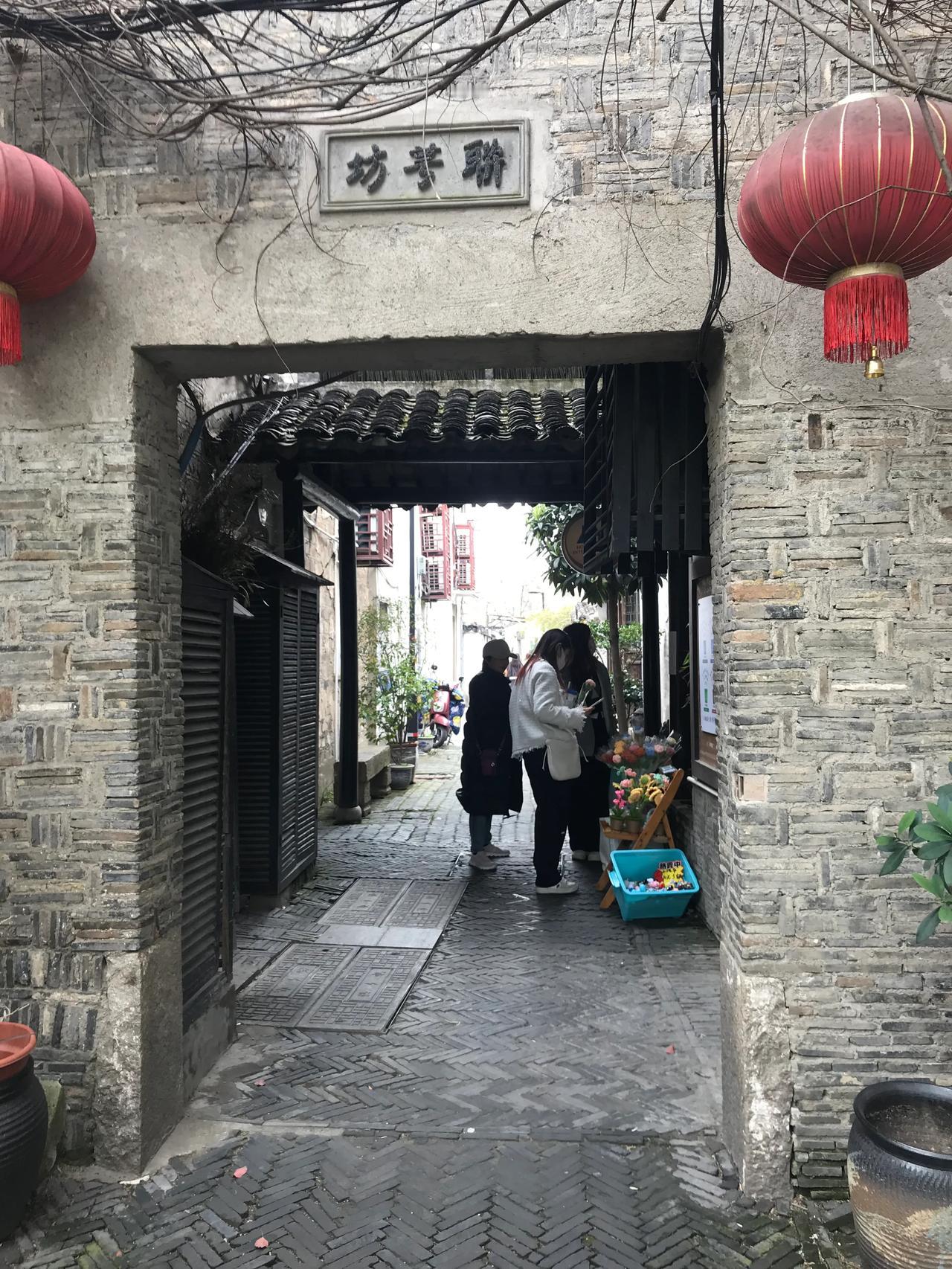 #苏州平江路随手拍#
我的摄影作品：苏州平江路随拍！