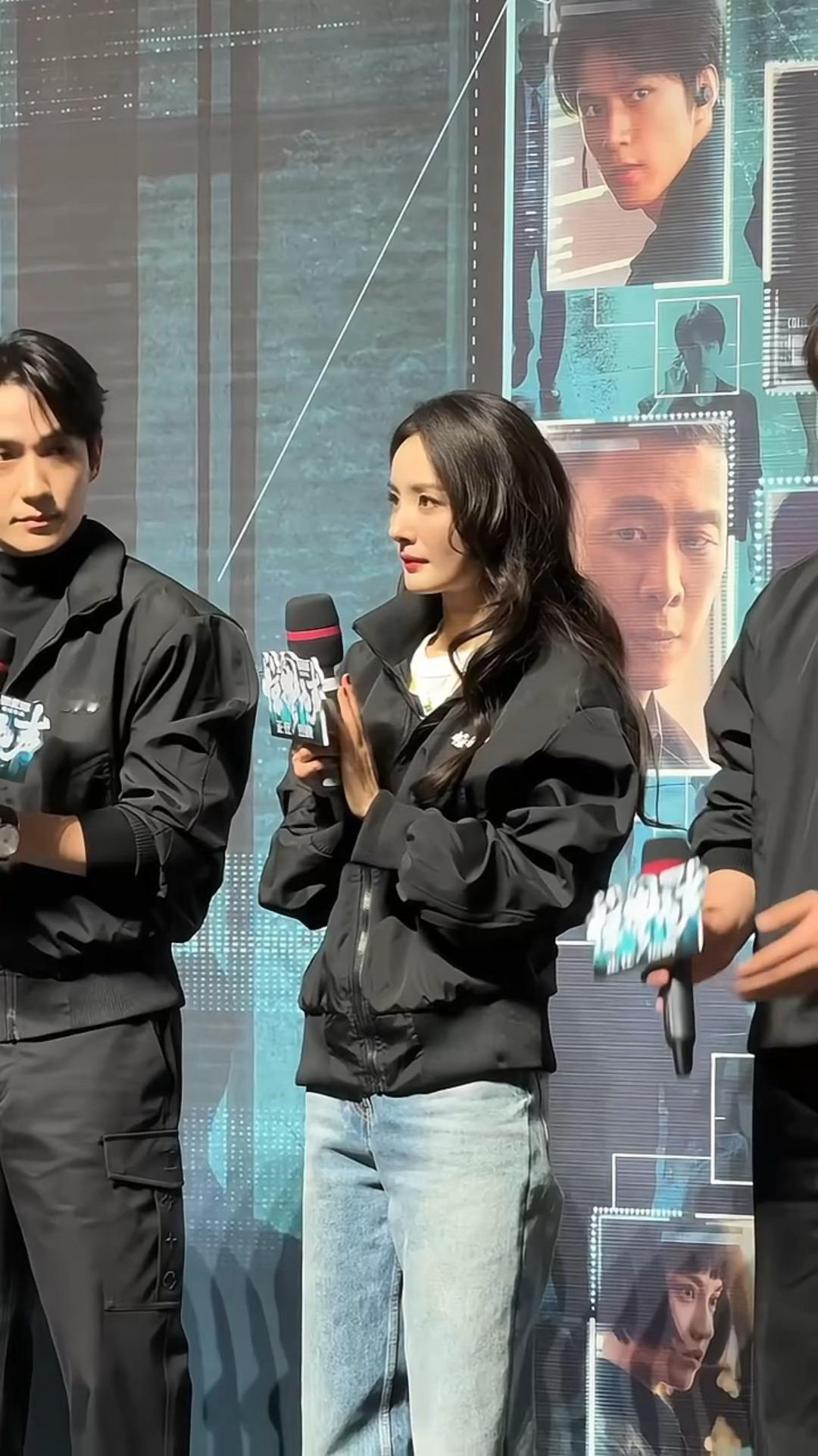 杨幂  好迷人的白帆