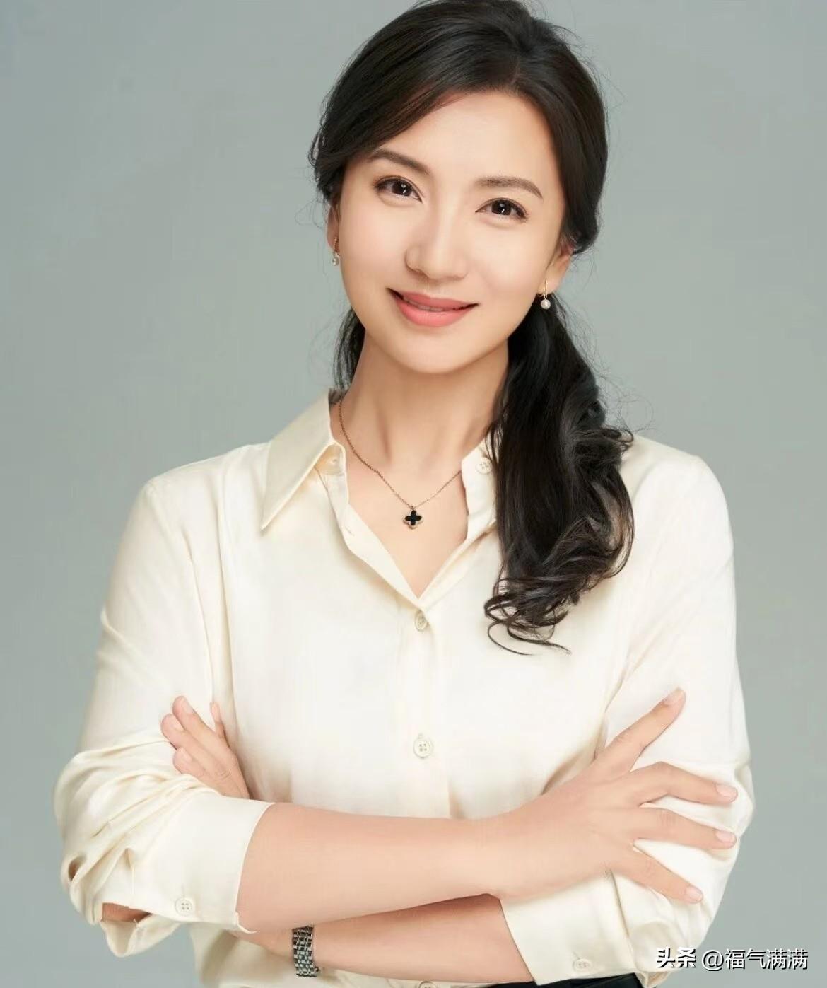 很多人想不通陈好条件那么好，
为什么最后跟刘海峰在一起，
我仔细扒了扒刘海峰的履