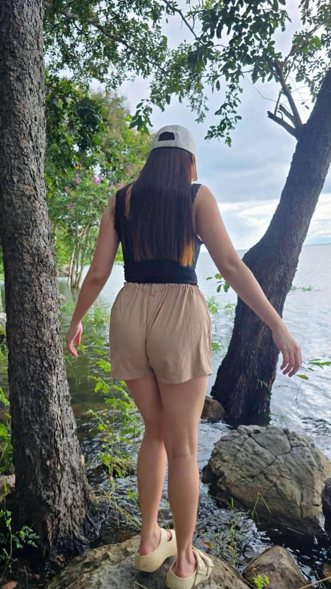 背影杀系列 露背 户外登山 治愈系风景 享受生活的美好