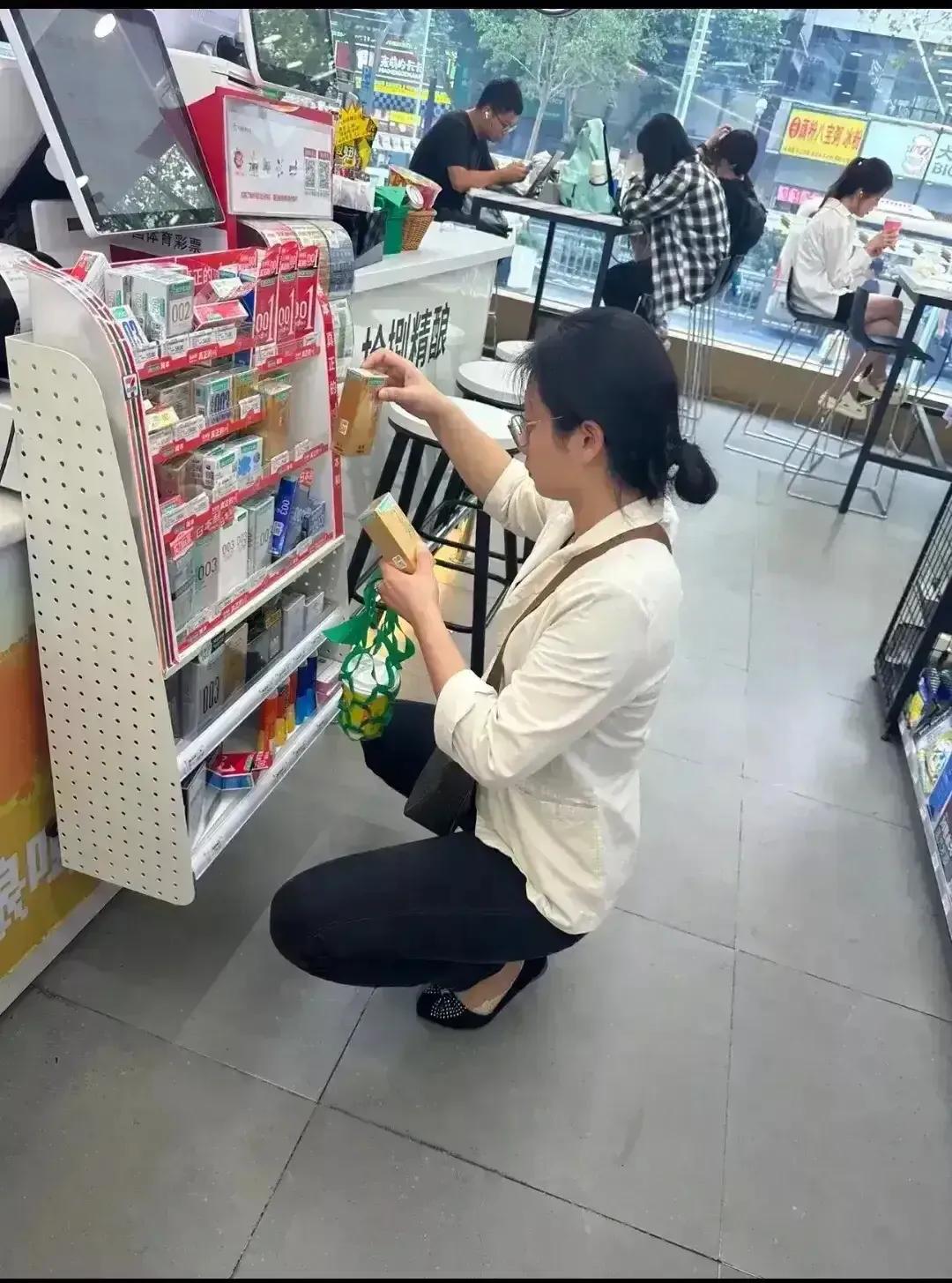 人这一辈子，一定要对自己好一点[笑哭][笑哭]