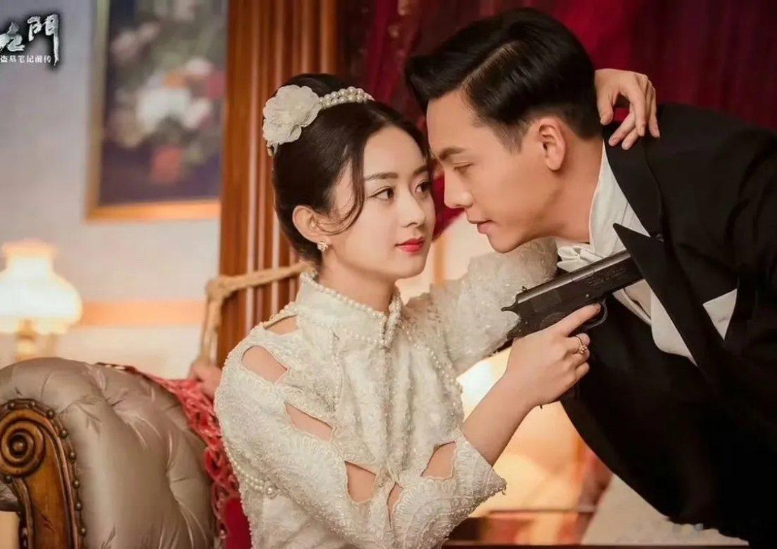 CP感i向来是很玄学的东西，同样是陈伟霆饰演张启山，新版尹新月和他完全没有恋人氛