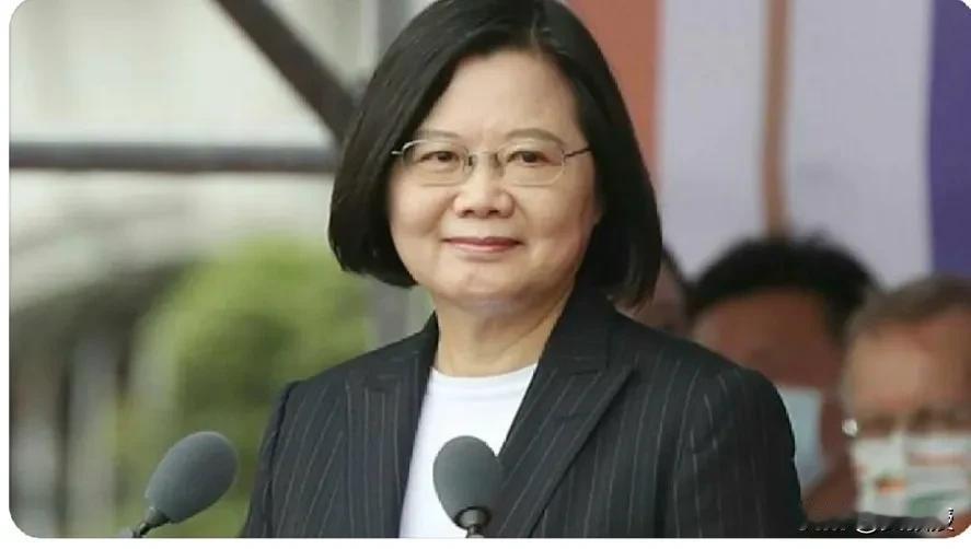 蔡英文退休了也不消停[酷拽][酷拽]
要窜访欧洲三个国家
蔡英文将于10月13日