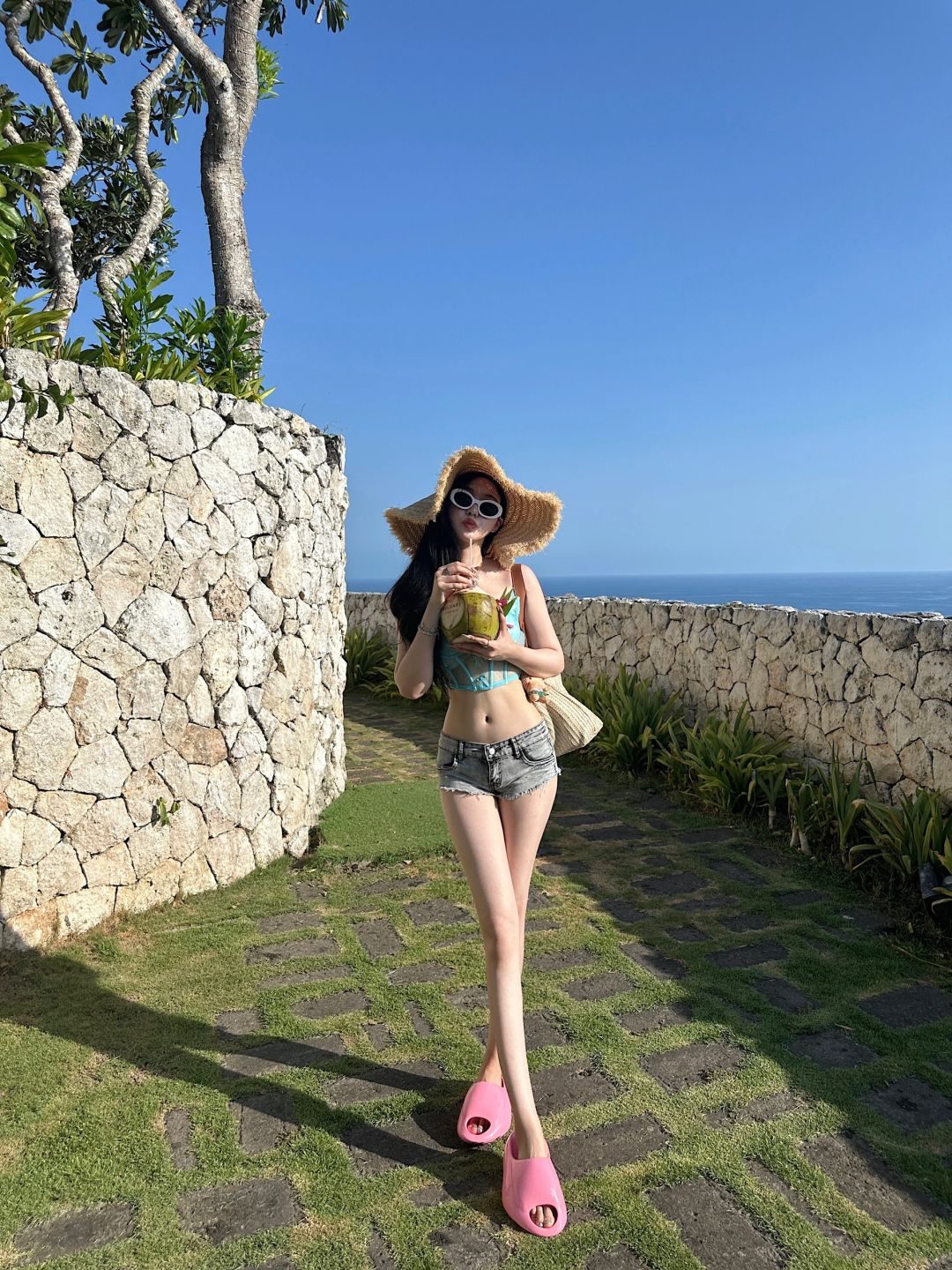 🦋𝐒𝐞𝐚 𝐌𝐨𝐦𝐞𝐧𝐭𝐬 🥥🌴