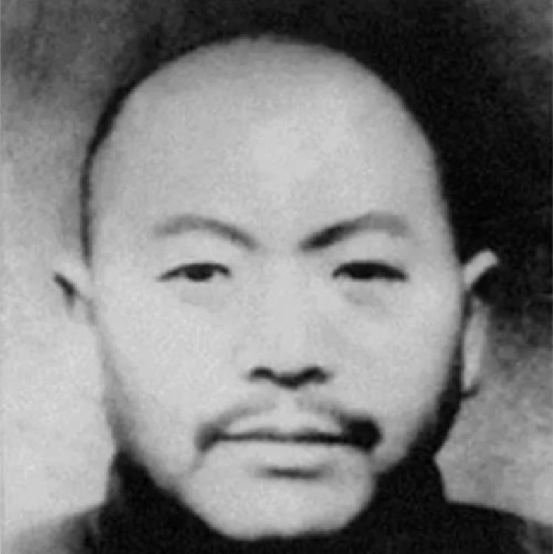 1941 年，鬼子抓来 20 多个姑娘，就在几位姑娘要被糟蹋时，一个汉奸突然说：