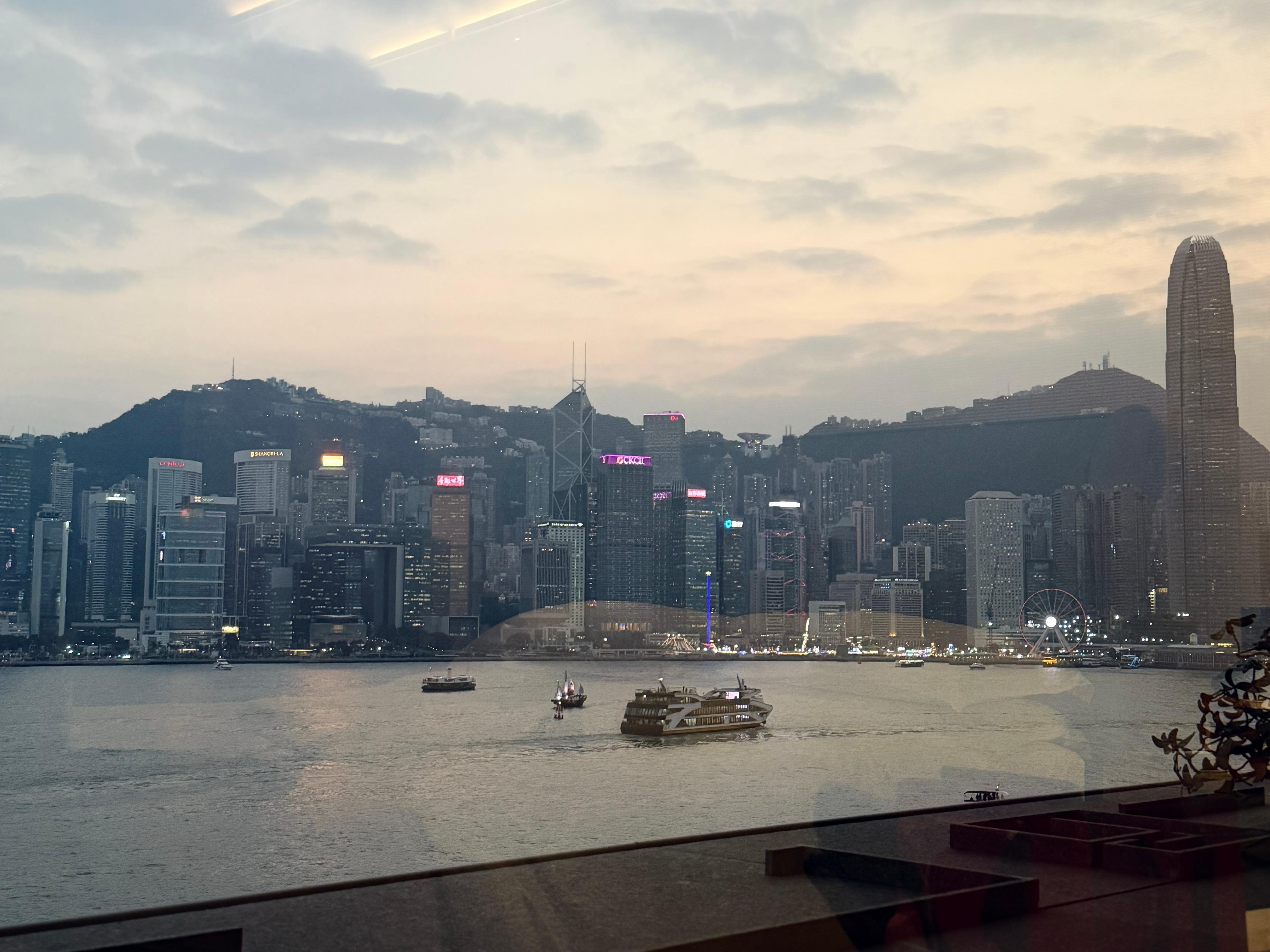 12月一直被爱得麻木…新的一年还要努力做风口的猪！