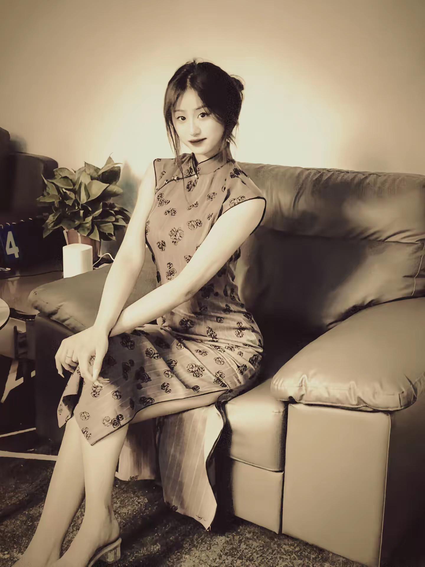 曲曲折折的路总有它的道理 只希望最后一页是花开万里