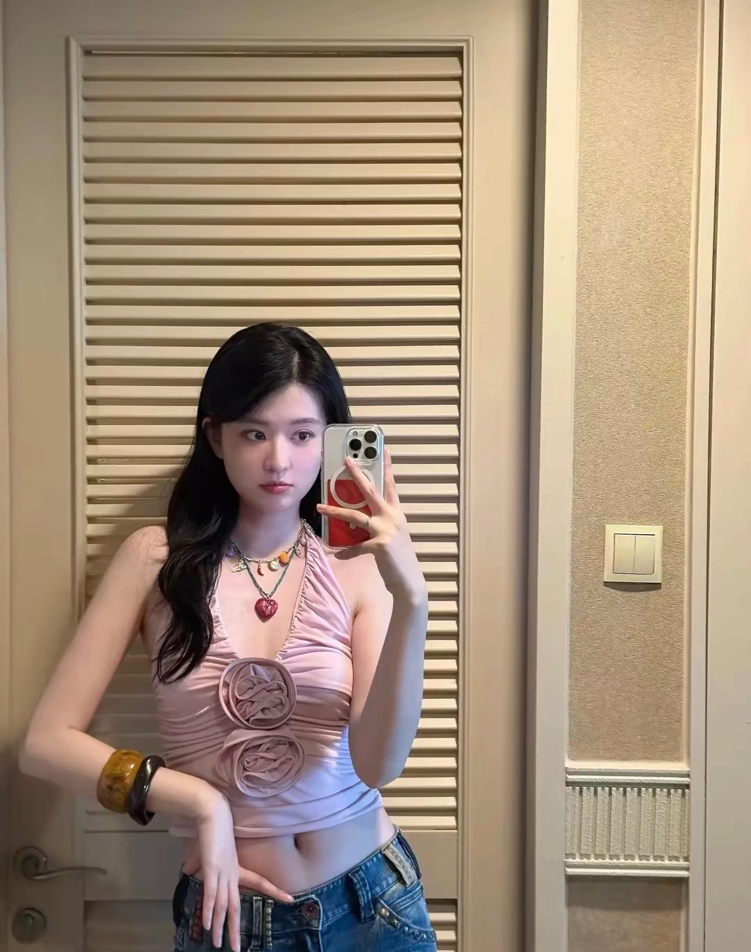 乔欣婚后胖了好多 脸圆了却更惊艳 比瘦时候灵动 这就是理想婚姻吧！ ​​​