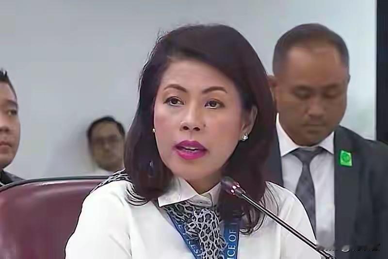 菲律宾参议院传唤副总统办公室主任祖莱卡·洛佩兹出庭当证人，检方怕她不来，还放话如