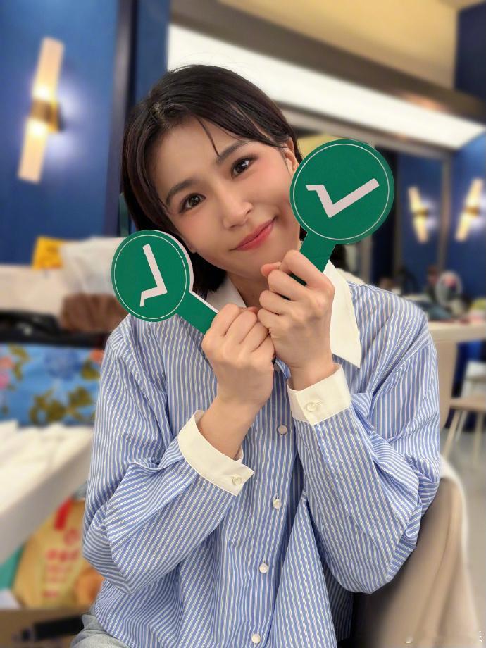 【曾沛慈否认锁组】曾沛慈回应四公哭了今天凌晨四点半，曾沛慈发长文和粉丝分享心里话