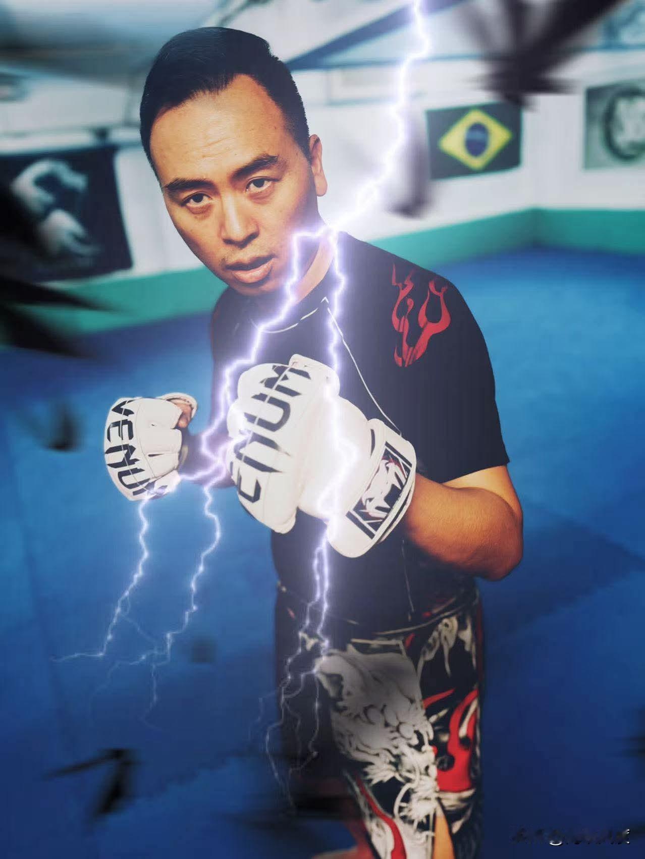 是认怂，还是应战
王世坚即将迎来生死考验
昨晚游智彬的“生死状”签了！
跳海的王