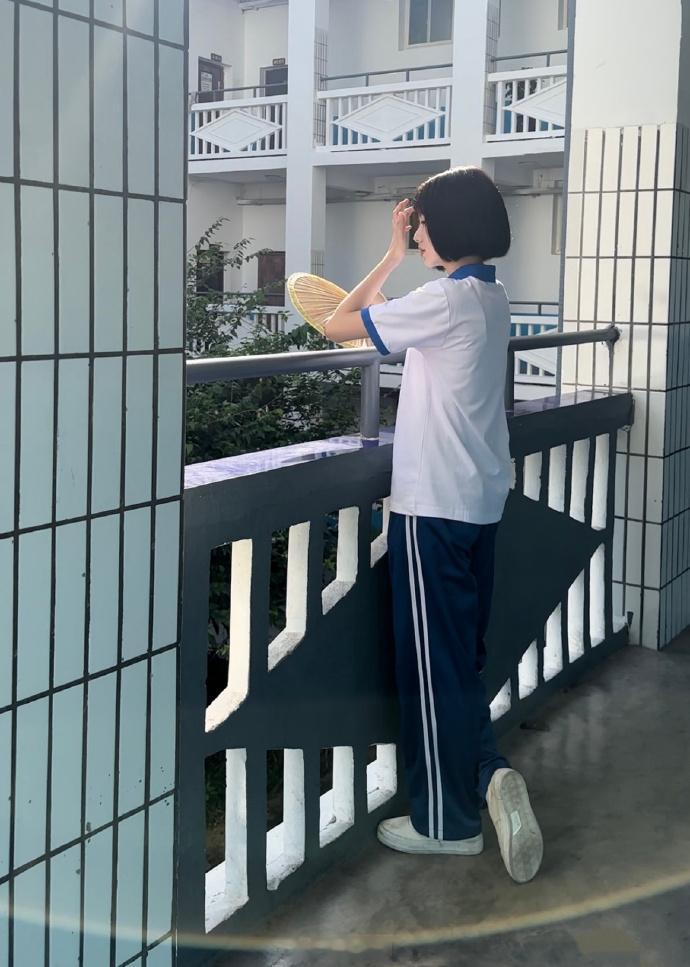 你们知道学生扮相的刘浩存有多legend的吗刘浩存