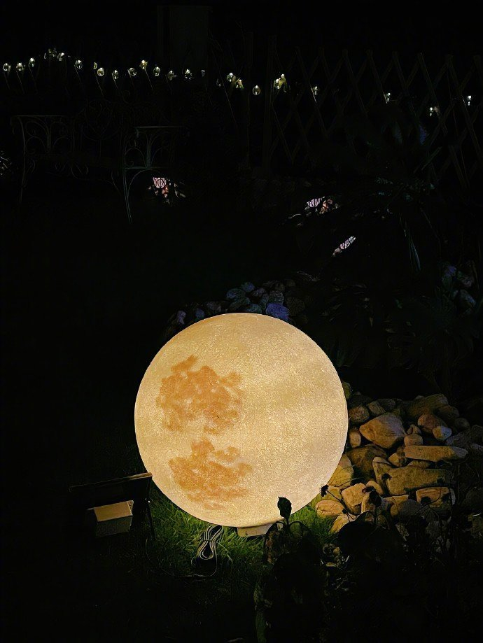 ᴵᵗ’ˢ ⁿᵒᵗ ᵈⁱᶠᶠⁱᶜᵘˡᵗ ᵗᵒ ˡⁱᵏᵉ ᵉᵃᶜʰ ᵒᵗʰᵉʳ, ᵇ