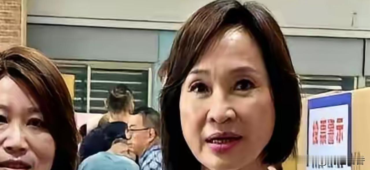 国民党员柯志恩，不经国民党内机制许可，就急吼吼的自行跳出来要参选高雄市长，这是什