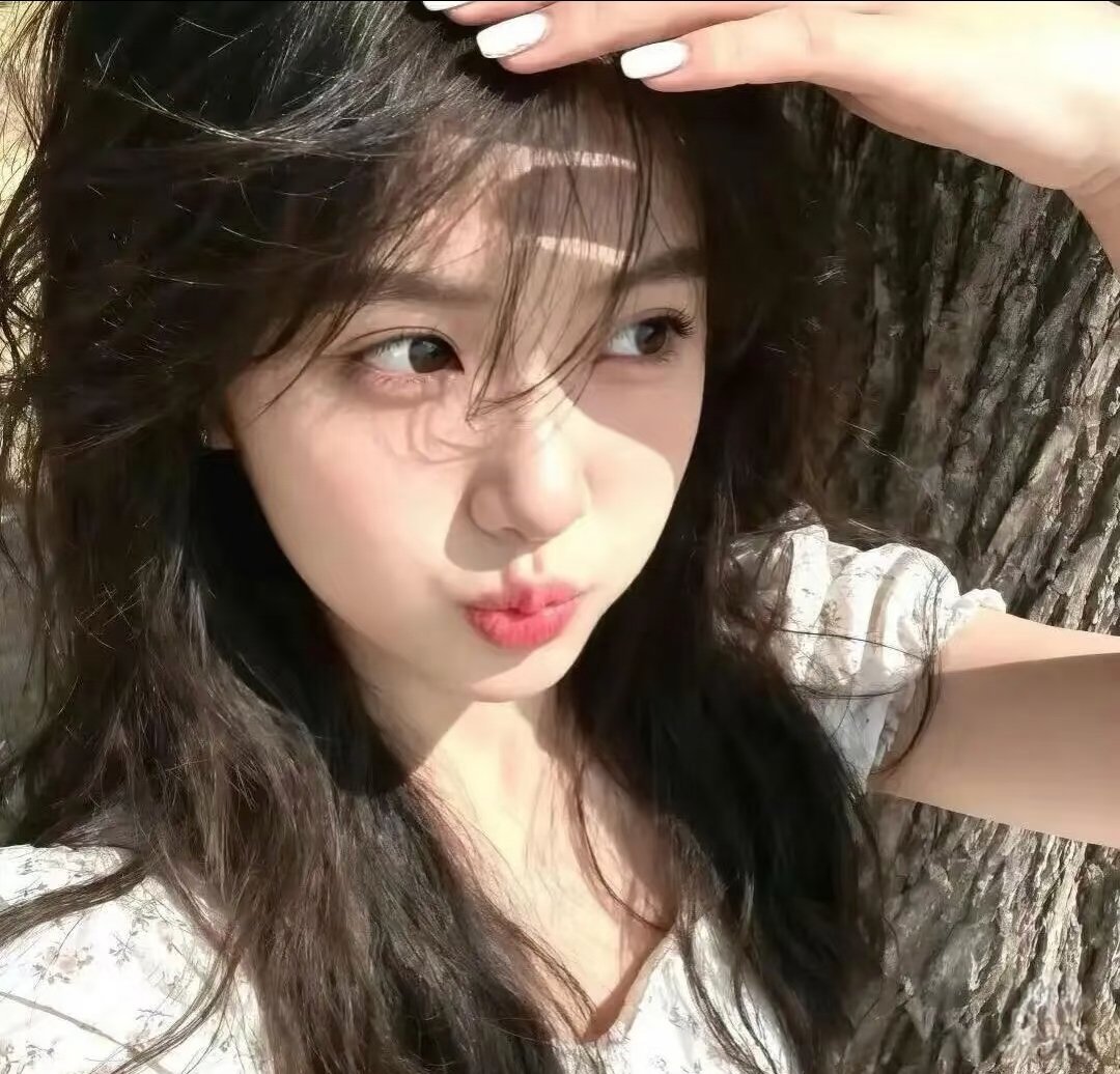 𝑾𝒆𝑪𝒉𝒂𝒕｜女生头像💙 
