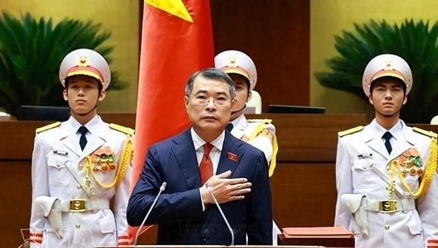 8月26日，上任刚满半年、现年55岁的越南总理黎明兴召集所有赴越投资的中国企业代