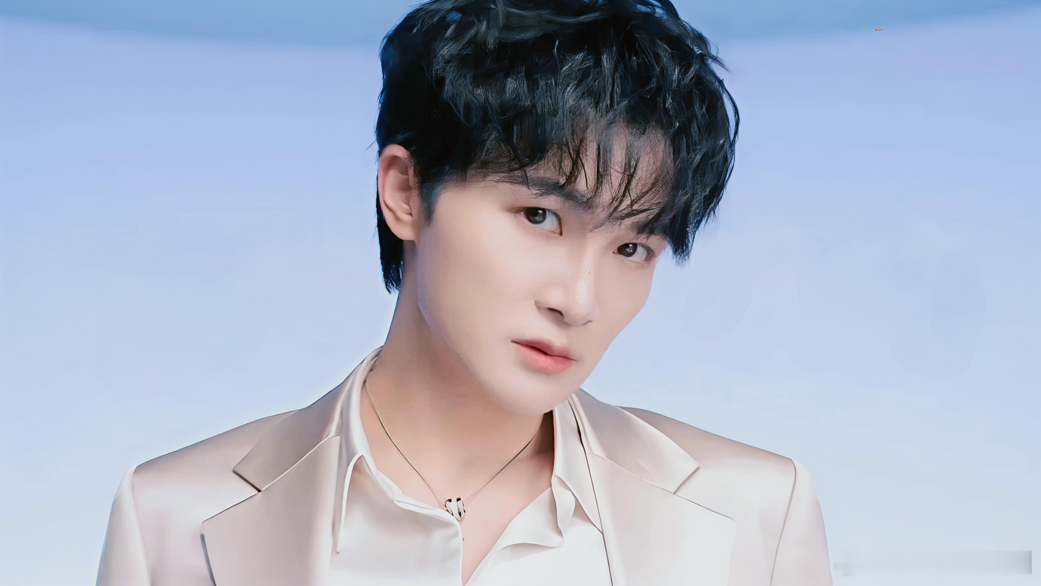 周深 ✨️周深ipsa中国区品牌代言人 ✨️周深2026深深的巡回演唱会 【小圈