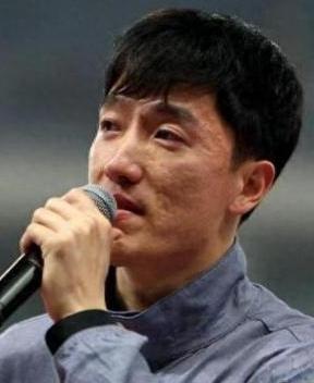 关于“上海体育局回应刘翔退役安置工作”这件事，简单来说就是：刘翔退役11年后，突