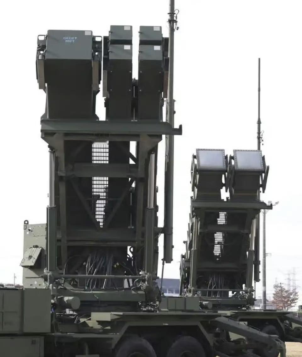 东京修改武器出口规则，是对战后秩序框架的又一次实质性拆解。以制度修订为外衣，放宽