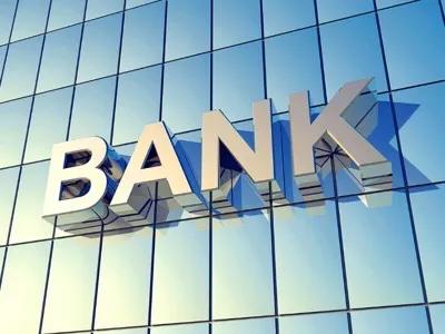 好久没有机会去银行办理业务了，今天终于机会来了。

老爷子的一张2万元的一年定期