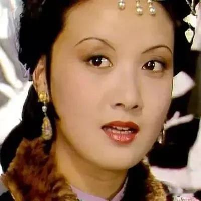 中国电影史人物之第1418位，邓婕（1957年10月22日一）生于四川成都。
1