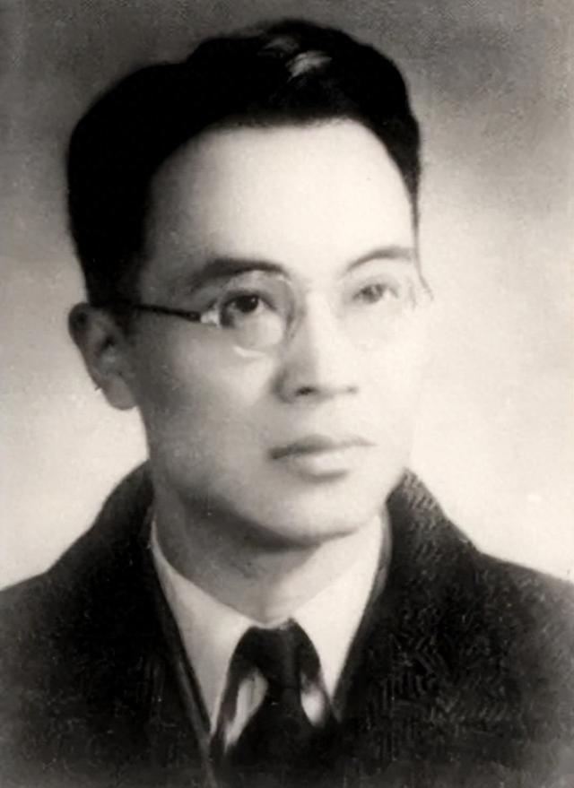 一次，钱钟书说：“整个清华，叶公超太懒，吴宓太笨，陈福田太俗，没有一个有资格充当