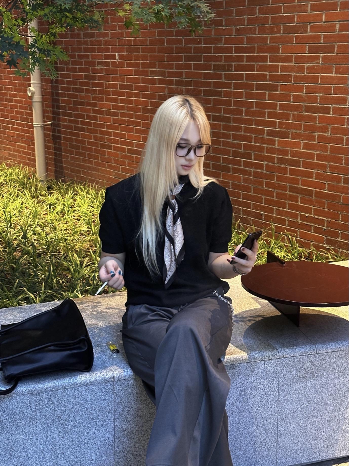 深呼吸 感到帅是正常的。