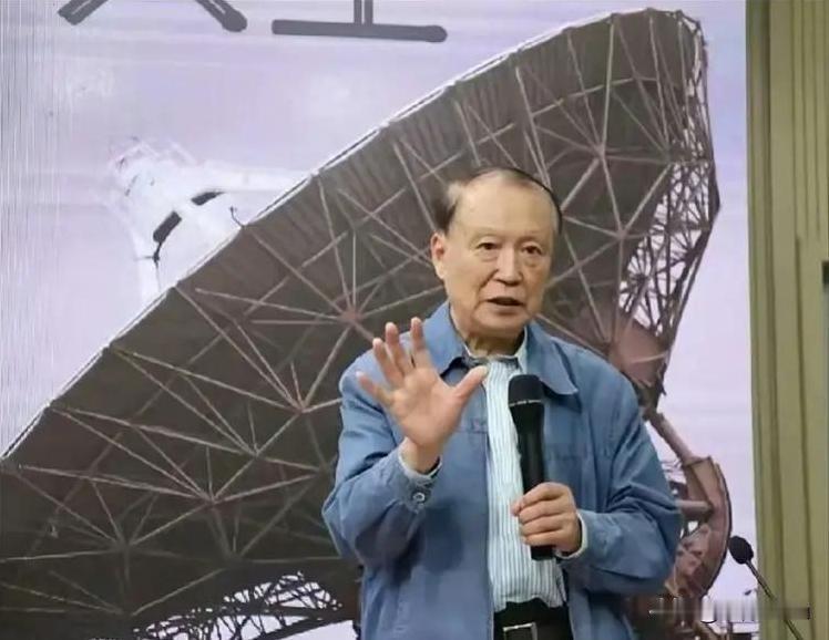 2026年7月，88岁的中国工程院院士贲德在央视《面对面》的镜头前，抛出了一组让