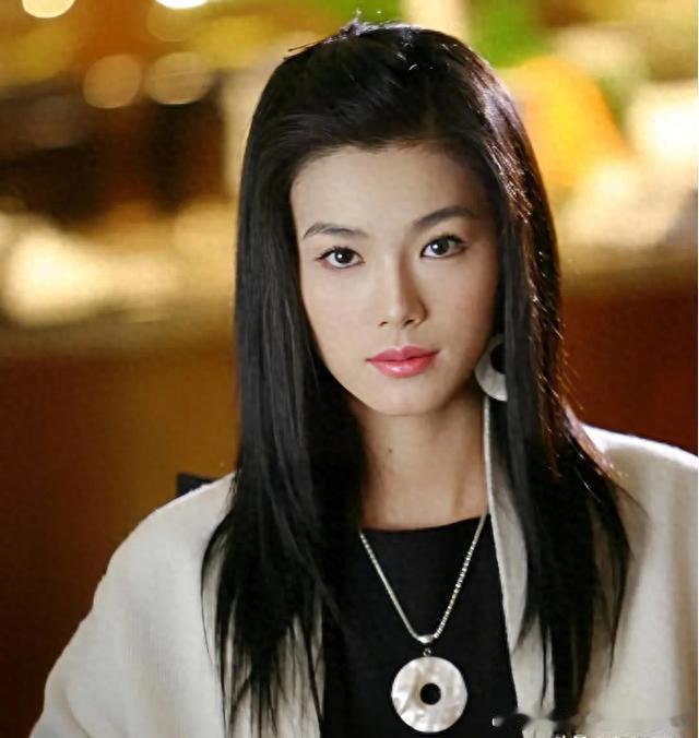 于娜不再隐瞒230斤真相，承认主因非激素药，丧偶后暴食失控的崩溃戳痛了多少中年人