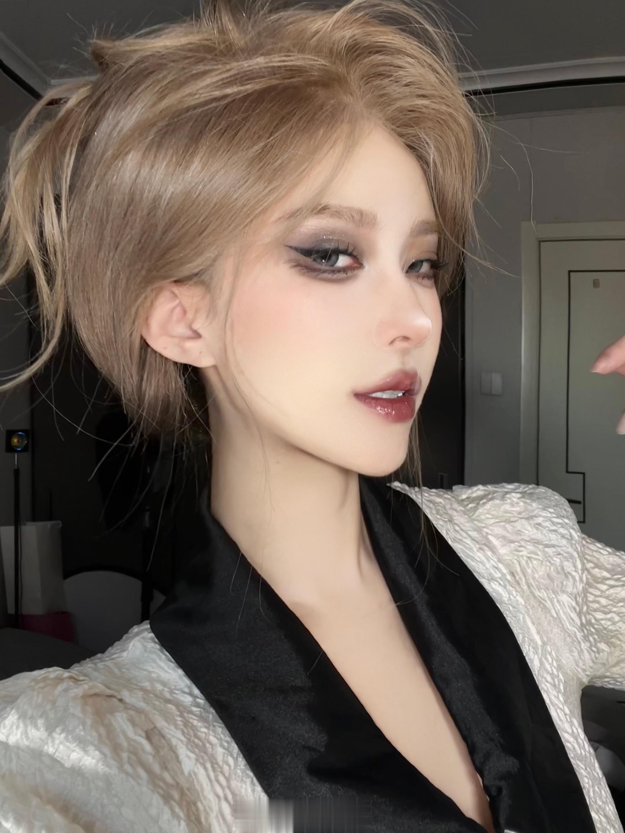 烟熏是很美 ​​​