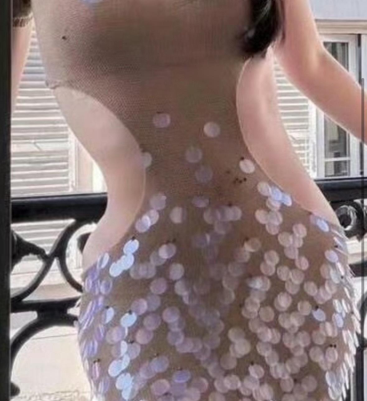 宝子，我🐟这两边腰的曲线怎么不一样 