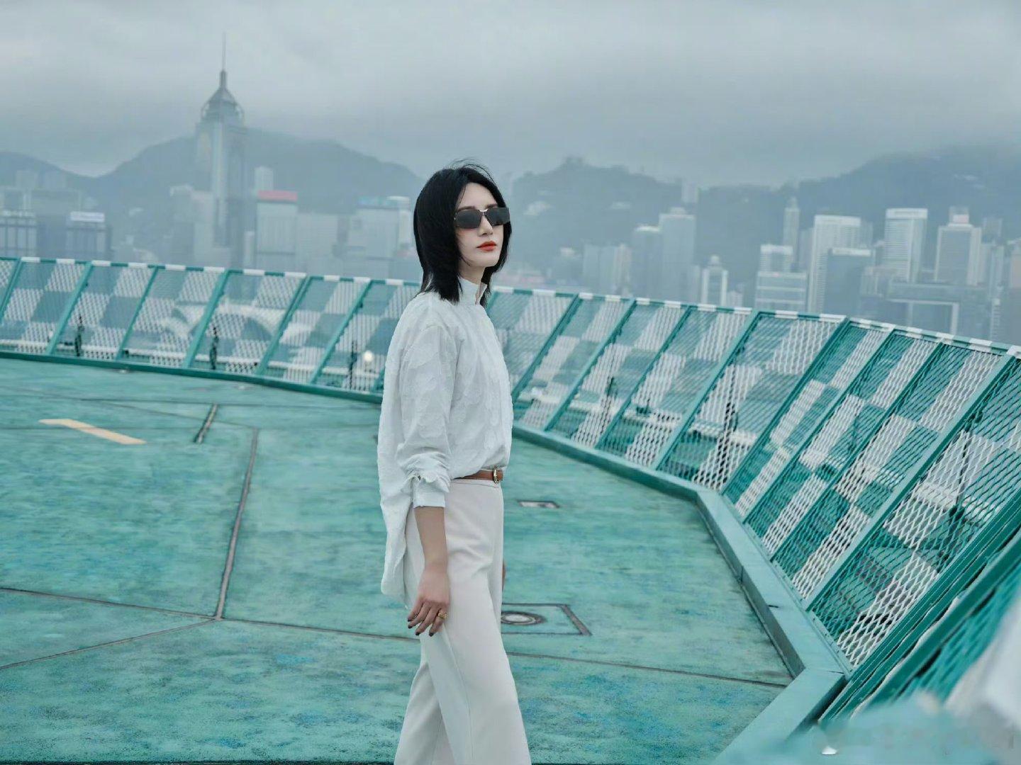 尚雯婕把看片会变成boss直聘 合伙人看片会现场被尚雯婕掌控节奏，专业讲解直接变