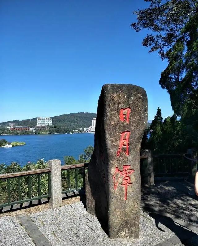伊朗丢了制空权，于是被动挨打；以色列打光了反导拦截弹，于是也被动挨打。号称世界上
