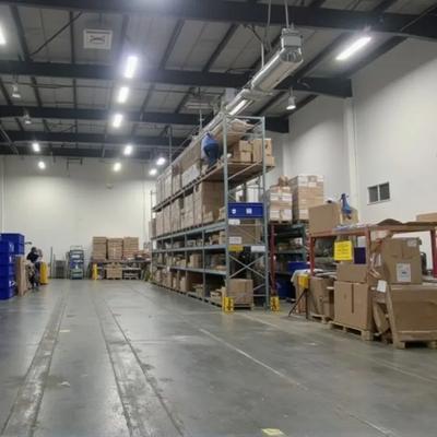 某品牌厂家想邀请经销商张总，带领他的客户去工厂参观。可张总很犹豫，主要是厂家的规