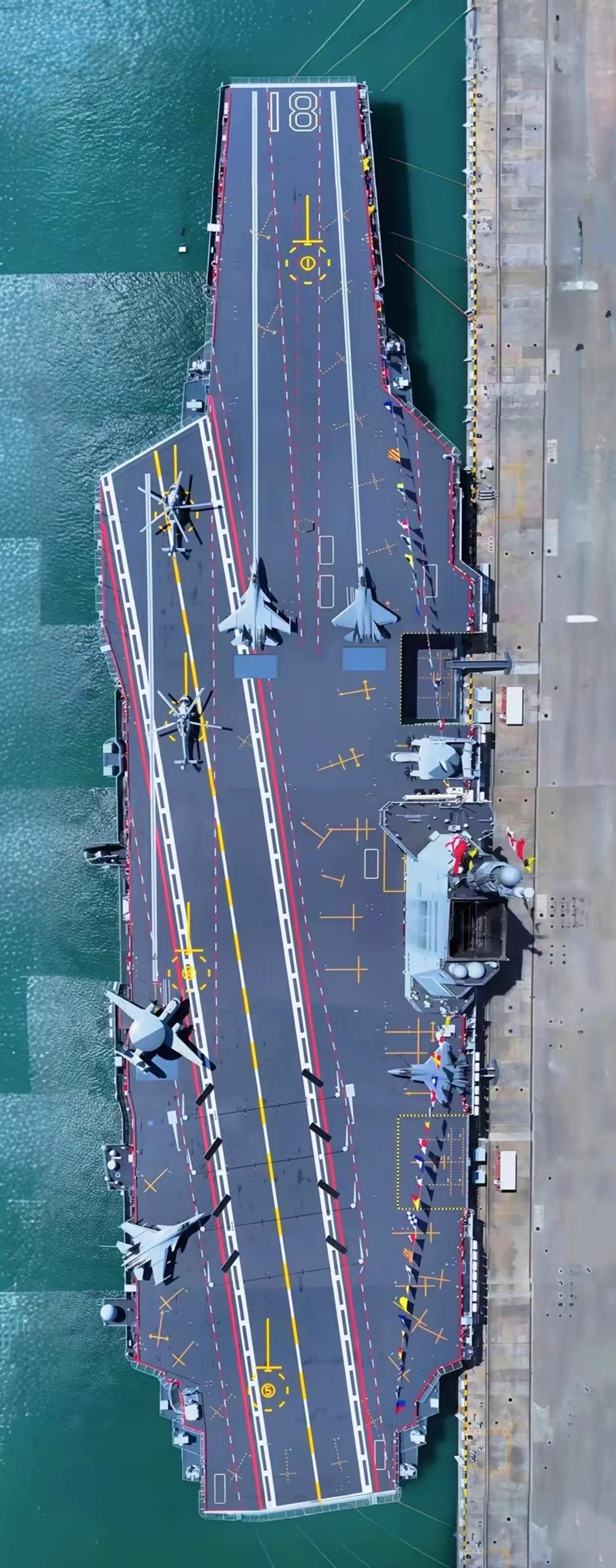 航母建造有多高的要求?
航母建造是集国家工业能力之大成的顶级系统工程，堪称“大国