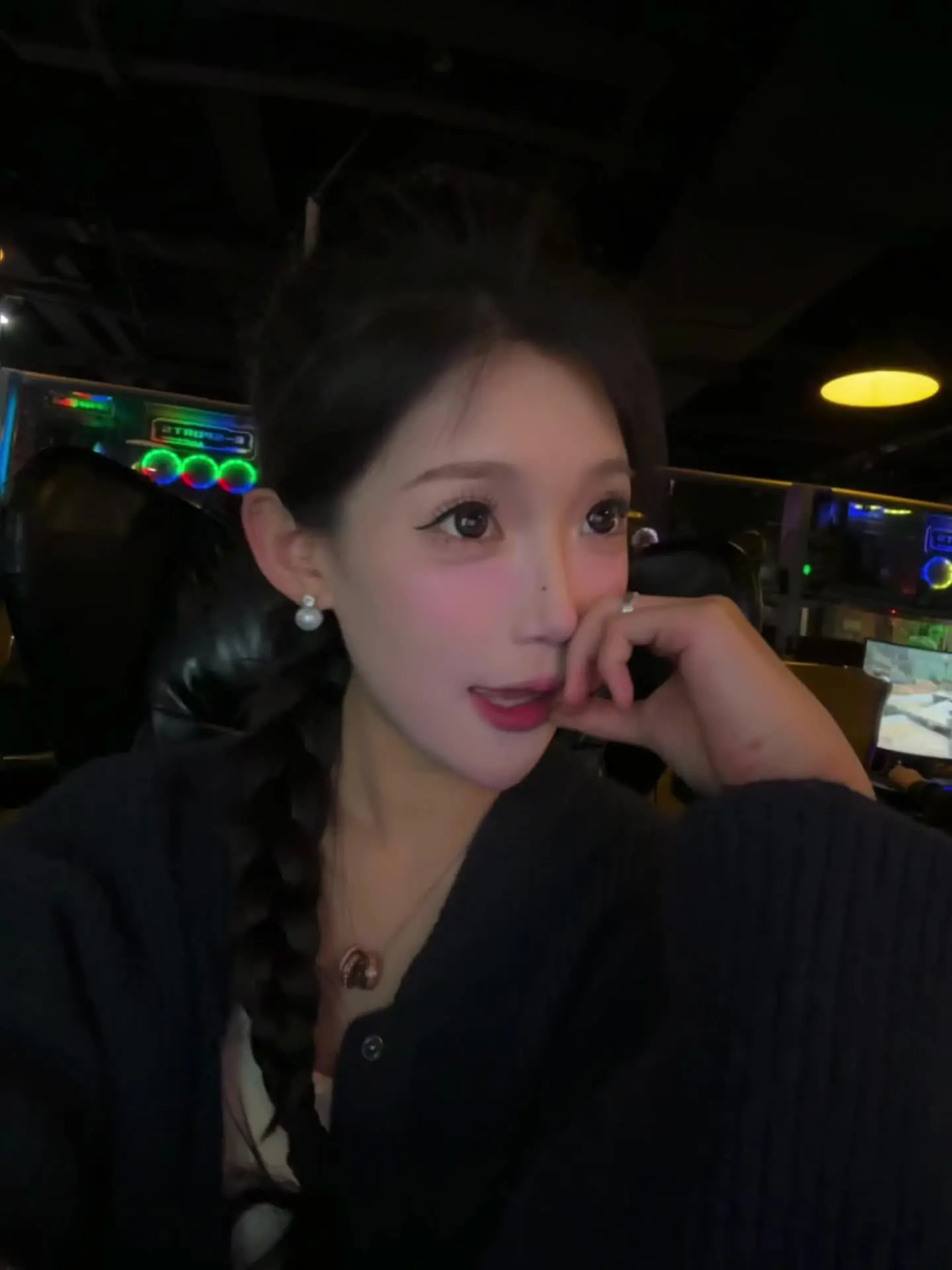 我发誓要成为很幸福的人 让难过也变成一件很难的事情