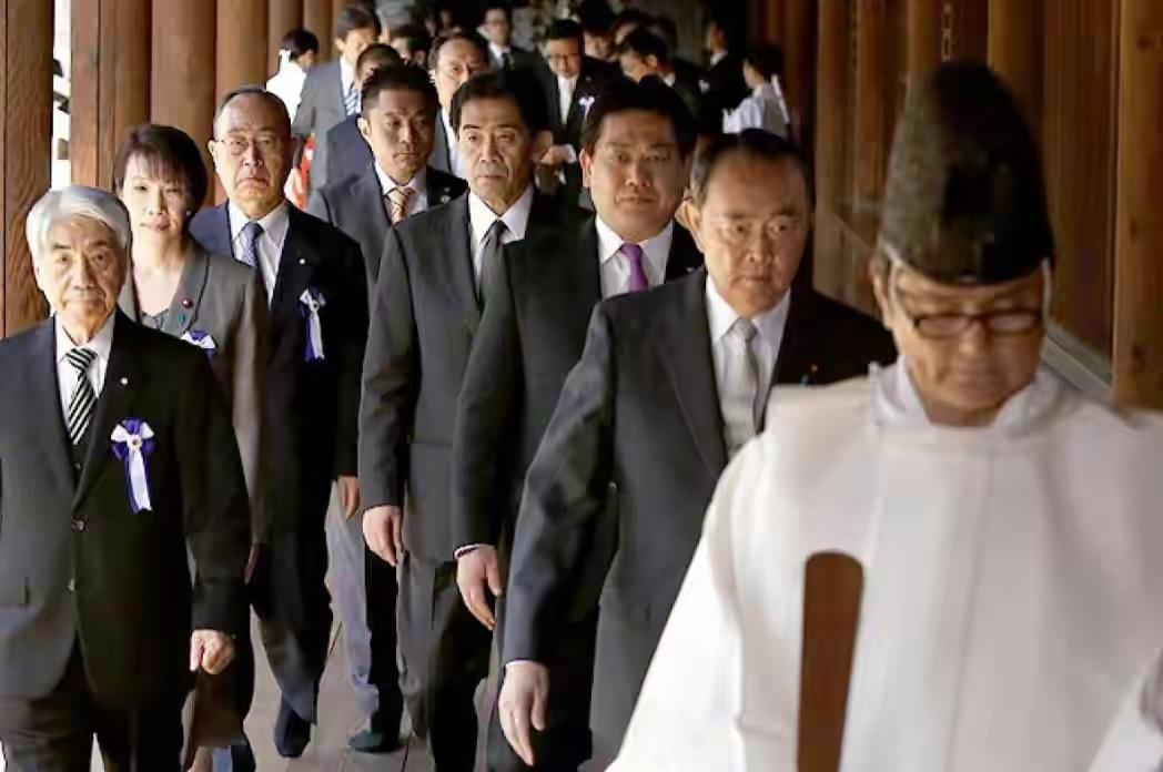 “高市要去拜靖国？”这两天日媒放出的这个风声，一下子把东亚气氛又拉紧了。据报道，