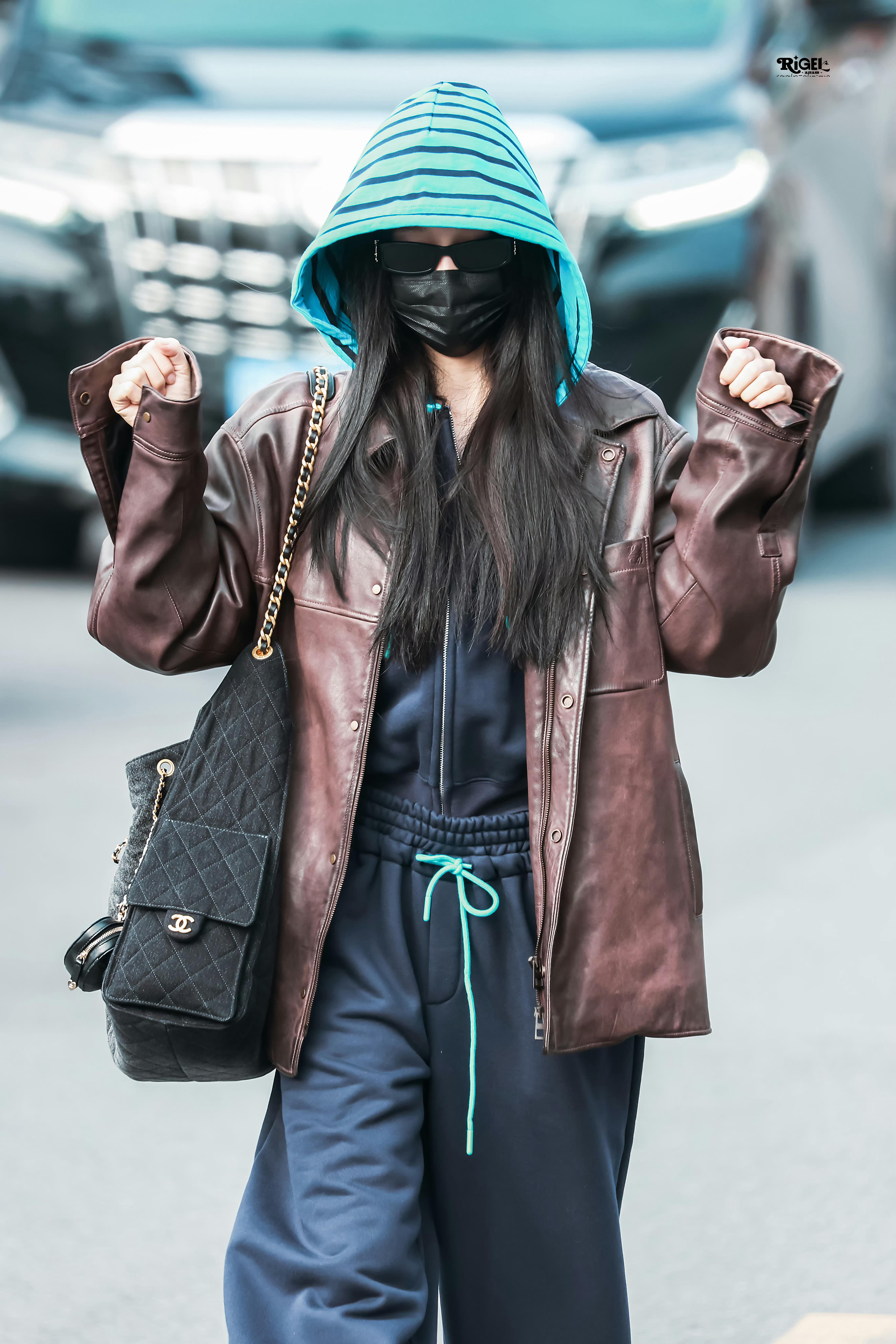 虞书欣横店时装周车内视角谁能懂虞书欣横店时装周车内视角含金量💧原来第一视角下的