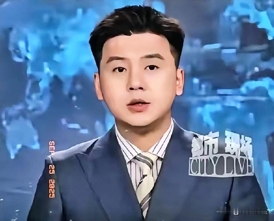 上海房东卖房，挂牌价538万，中介：压力测试一下。
演员1：看房不咋地啊，房子有