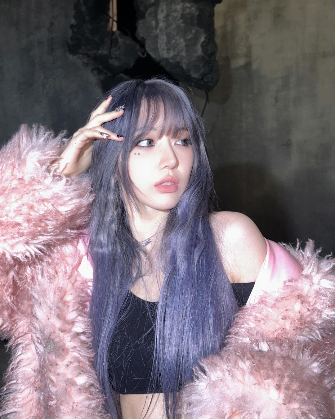 宫脇咲良ins更新💜 ​​​