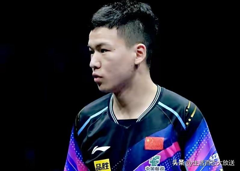 WTT球星赛，男单八强已出其4
头号种子爆冷出局，国乒仅剩独苗

1，向鹏（中国