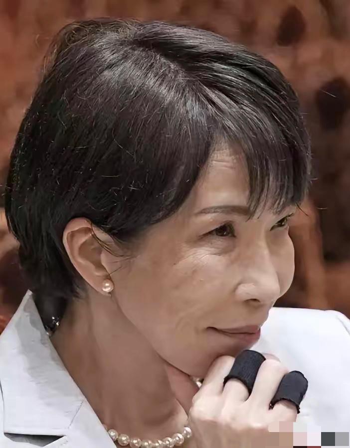 主动低头访华！日本这次真的慌了

看得出来日本已经沉不住气，主动放软姿态要来咱们