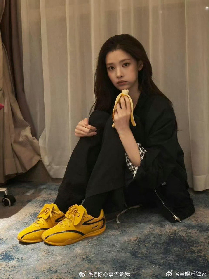 娱乐圈还有我不认识的人张艺上自带清新韩系范儿，颜值与气场并存，舞台潜力无限。乘风