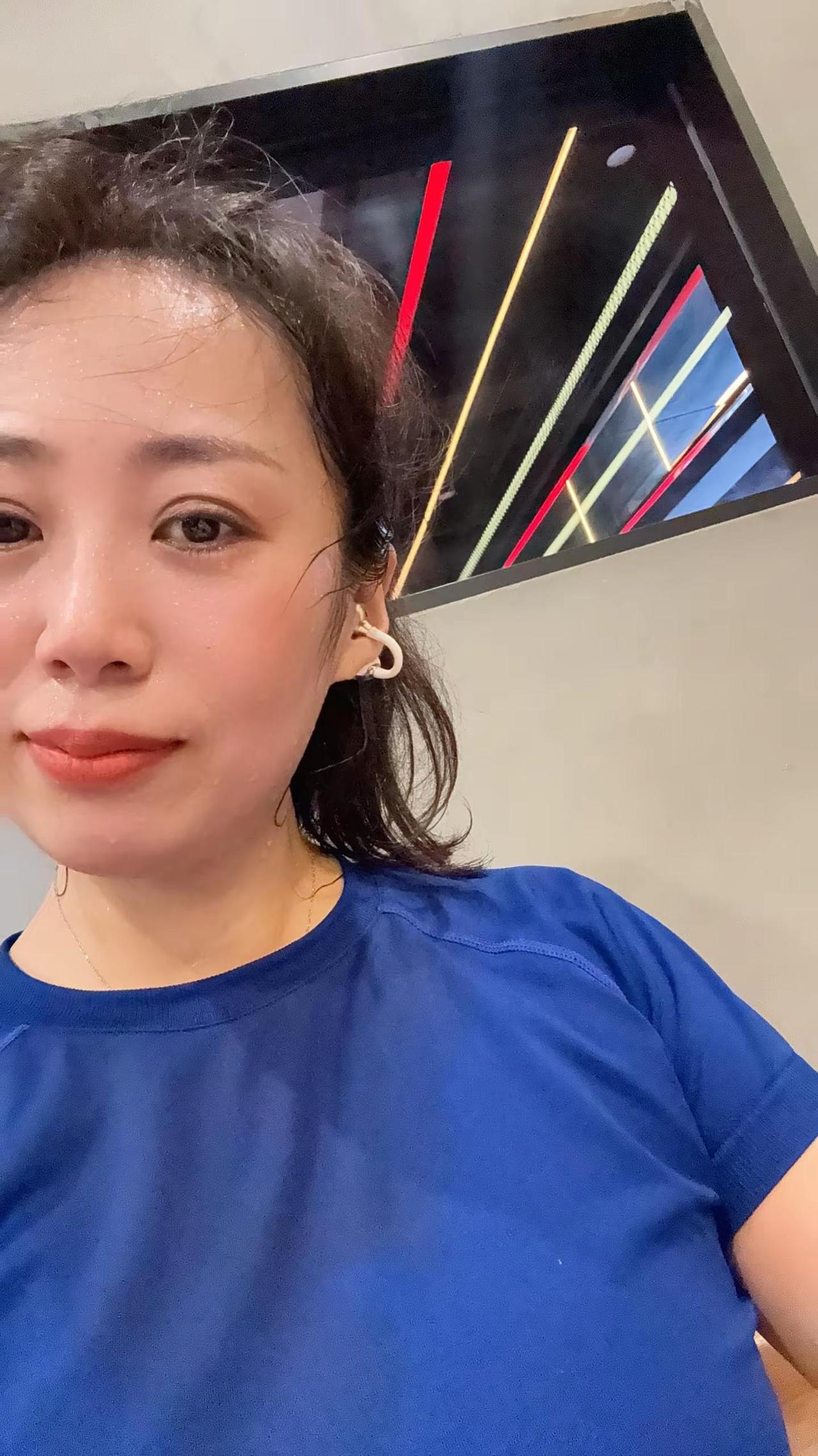 你等的那个人，其实是你自己。听懂这句话的人，希望你穿过狂风暴雨。穿过万水千山，与
