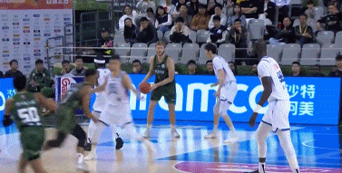 法尔7中7砍18分10板4帽 罚球10中4cba