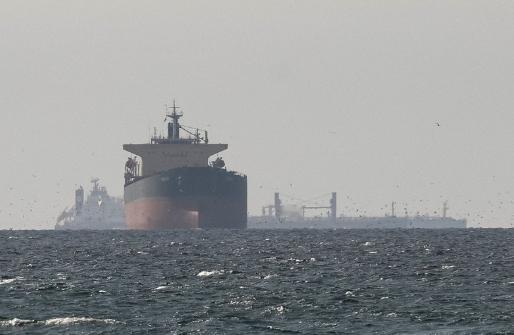 美伊谈判刚崩，伊朗议长卡利巴夫的专机还没飞回德黑兰，特朗普就在福克斯新闻的采访中